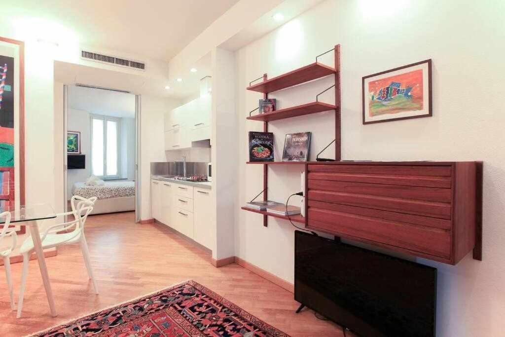 Brera Area Lovely Apt Close To Piazza Duomo Milano Dış mekan fotoğraf